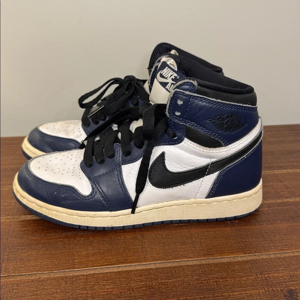 Air Jordan 1 High OG Sneakers Storm Blue and White Basketball Shoes Youth 4‎